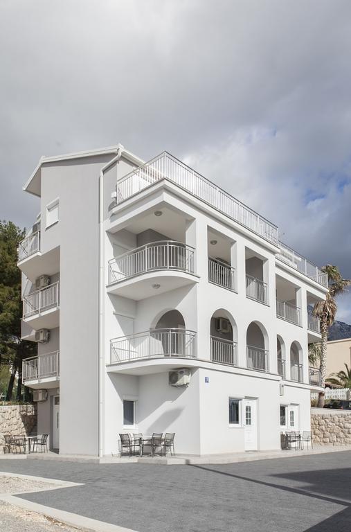 Villa Klara Guest House 巴什卡沃达 外观 照片