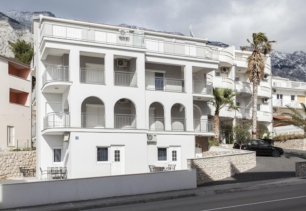 Villa Klara Guest House 巴什卡沃达 外观 照片